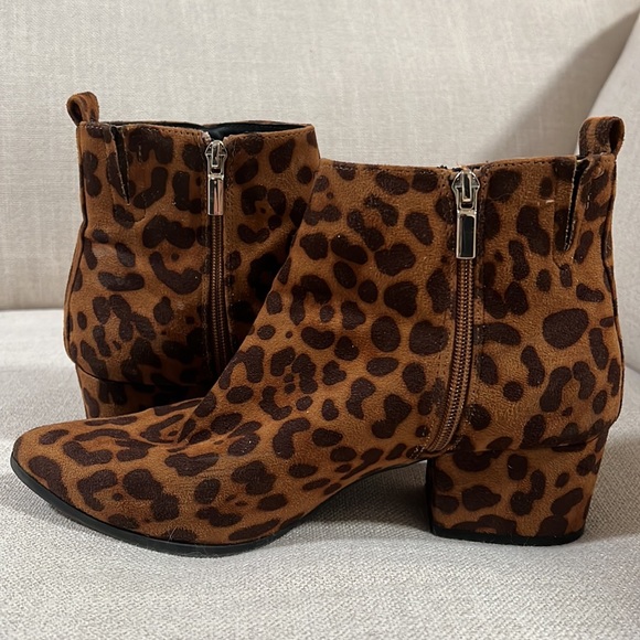 Leopard Booties - Picture 3 of 3